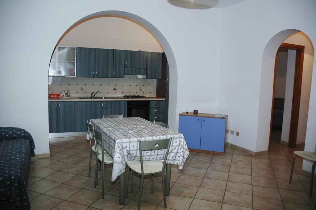 Eolian Residence Lipari  Kamer foto